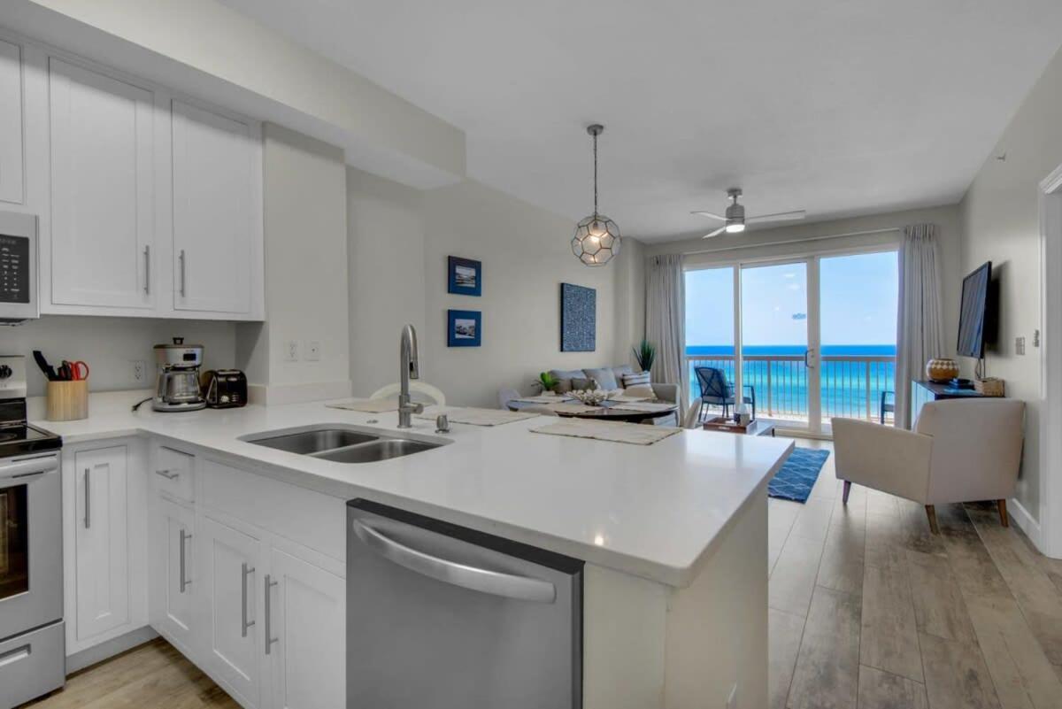 Brightly Furnished Beachfront Condominium By Brightwild Panama City Beach Bagian luar foto