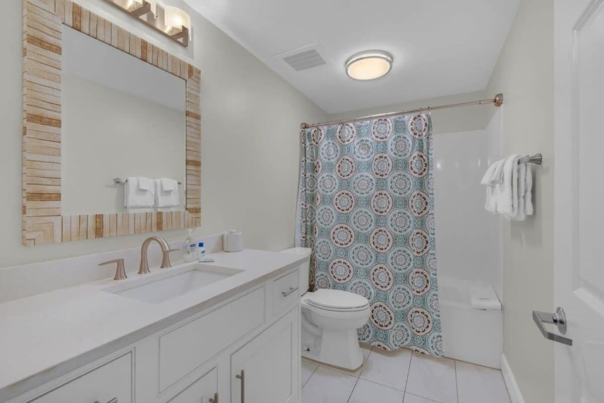 Brightly Furnished Beachfront Condominium By Brightwild Panama City Beach Bagian luar foto
